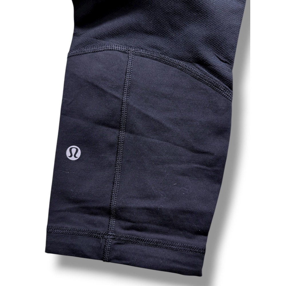 Lululemon Athletica Black Cropped Leggings Women's Sz 8 Yoga Running Athleisure - Picture 2 of 12
